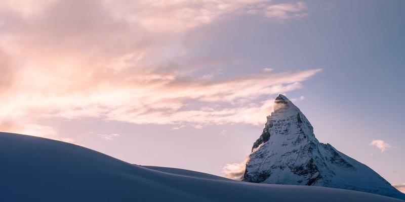 服装定制新趋势：为高尔夫、马术、瑜伽打造专业与时尚兼备的运动战袍